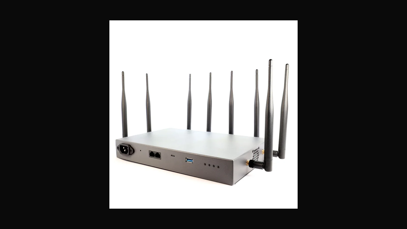 Hak5 WiFi Pineapple Enterprise: full-spectrum lab sentinel
